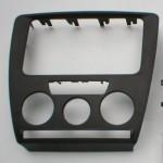Οriginal πρόσοψη για τοποθέτηση OEM Navigation system σε SKODA OCTAVIA 2 με panel κλιματισμού.