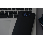 Power bank 5V/20000mAh με 2 θύρες USB, φακό και LCD οθόνη - Μαύρο