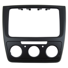 Οriginal πρόσοψη για τοποθέτηση OEM Navigation system σε SKODA Yeti με climatic